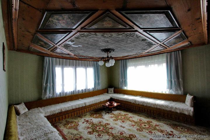 Bujtina Zhaveli Bed & Breakfast Gjakova Luaran gambar